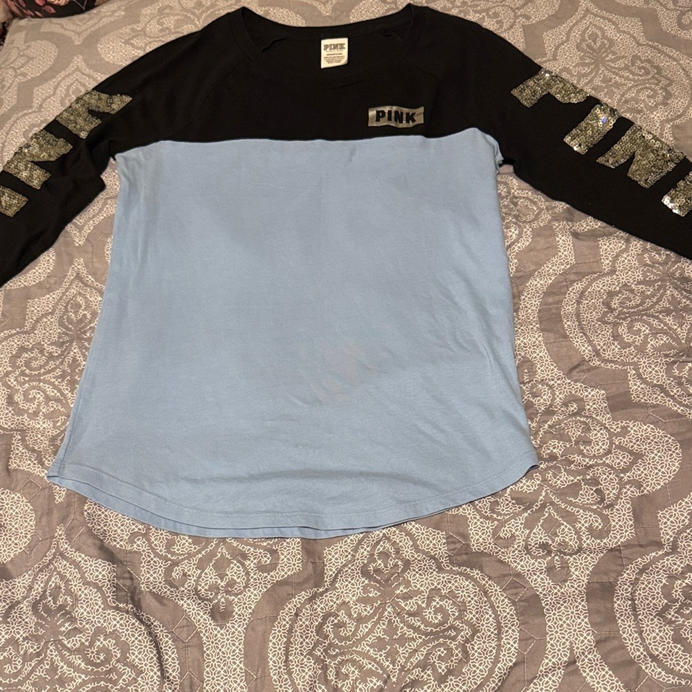 PINK Victoria's Secret Black & Light Blue Colorblock Long Sleeve Tee